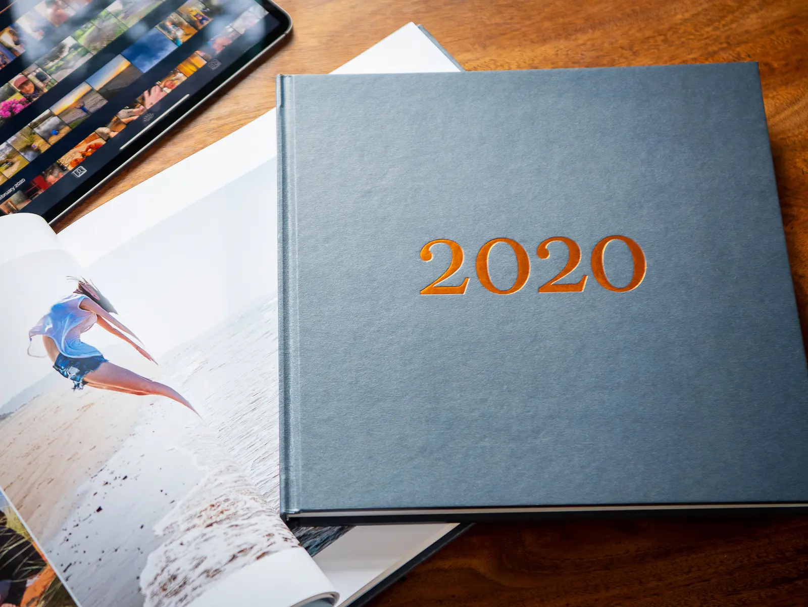 Gold_Books_030821_0204.jpg